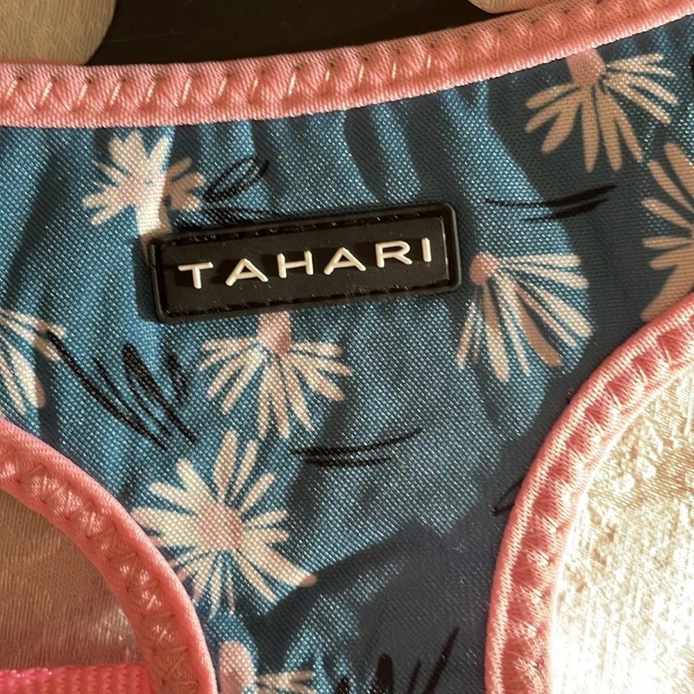 Cute Tahari size large dog Harness